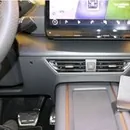 CUPRA BORN Auto Handyhalter