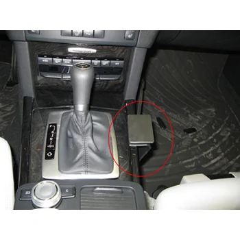 Brodit ProClip f�r Mercedes E-Klasse (W212 / S212 / V212 / A207 / C207), ab Bj. 2009 bis 2016 - Nur f�r Fahrzeuge mit normaler Schaltung!