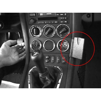 Brodit ProClip f�r BMW Z3, ab Bj. 1996 bis 2002