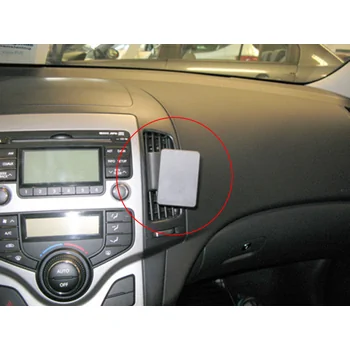 Brodit ProClip f�r Hyundai i30, ab Bj. 2008 bis 2012