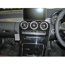 Brodit RHD ProClip f�r Mercedes C-Klasse (W205), ab Bj. 03/2014 bis 06/2021, NICHT f�r Modelle mit Holz-Armaturenbrett, nur f�r Modelle mit Automatik! (Nur Rechtslenker!), Abbildung 4