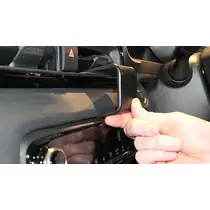 Brodit RHD ProClip f�r Toyota Yaris, ab Bj. 2024 (Nur Rechtslenker!), Abbildung 3