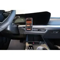 Brodit ProClip f�r Audi Q4 e-Tron, ab Bj. 2026, Abbildung 9