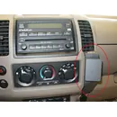 ProClip Halter Nissan Navara / Brodit ProClip f�r Nissan Navara, ab Bj. 2006 bis 2010 Position: Rechts vom Lenkrad, unten, rechts an der Mittelkonsole