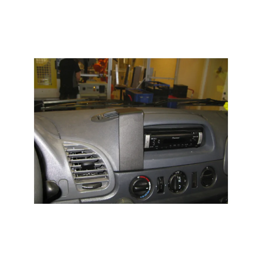 Bild 4 : 213462 : Brodit ProClip (extra stabil) für Mercedes Sprinter (W902 / W903 / W904 / W905), ab Bj. 2000 bis 2006