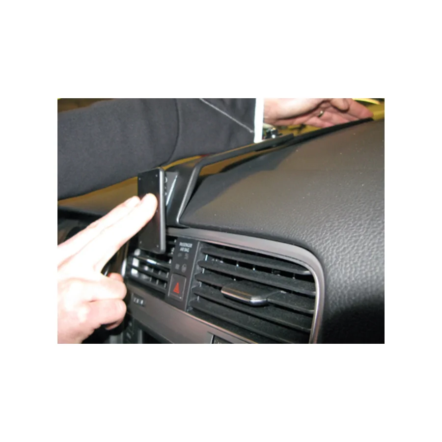 Bild 2 : 213522 : Brodit ProClip (extra stabil) für VW Golf 7, ab Bj. 2012 bis 2020
