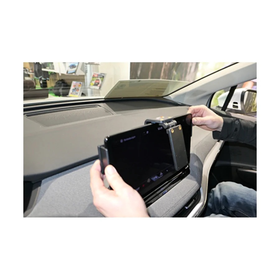 Bild 3 : 213573 : Brodit ProClip für Skoda Enyaq iV ab Bj. 2021 / mit Scharnier, zur Installation von Geräten auf dem Skoda-Display