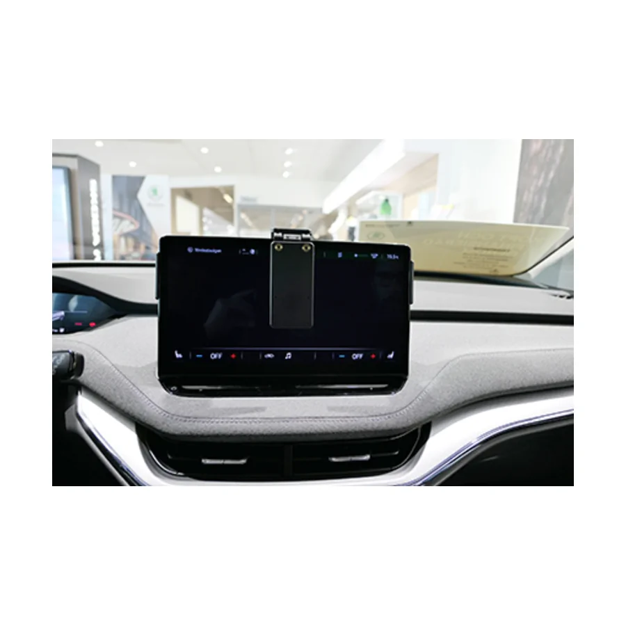 Bild 4 : 213573 : Brodit ProClip für Skoda Enyaq iV ab Bj. 2021 / mit Scharnier, zur Installation von Geräten auf dem Skoda-Display