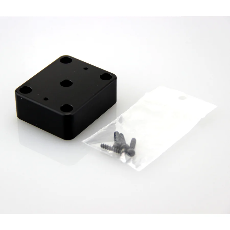 Bild 1 : 215451 : Brodit Montageplatte / Abstandsplatte 19mm GERADE, 50 x 50 x 19mm / 5 Bohrungen