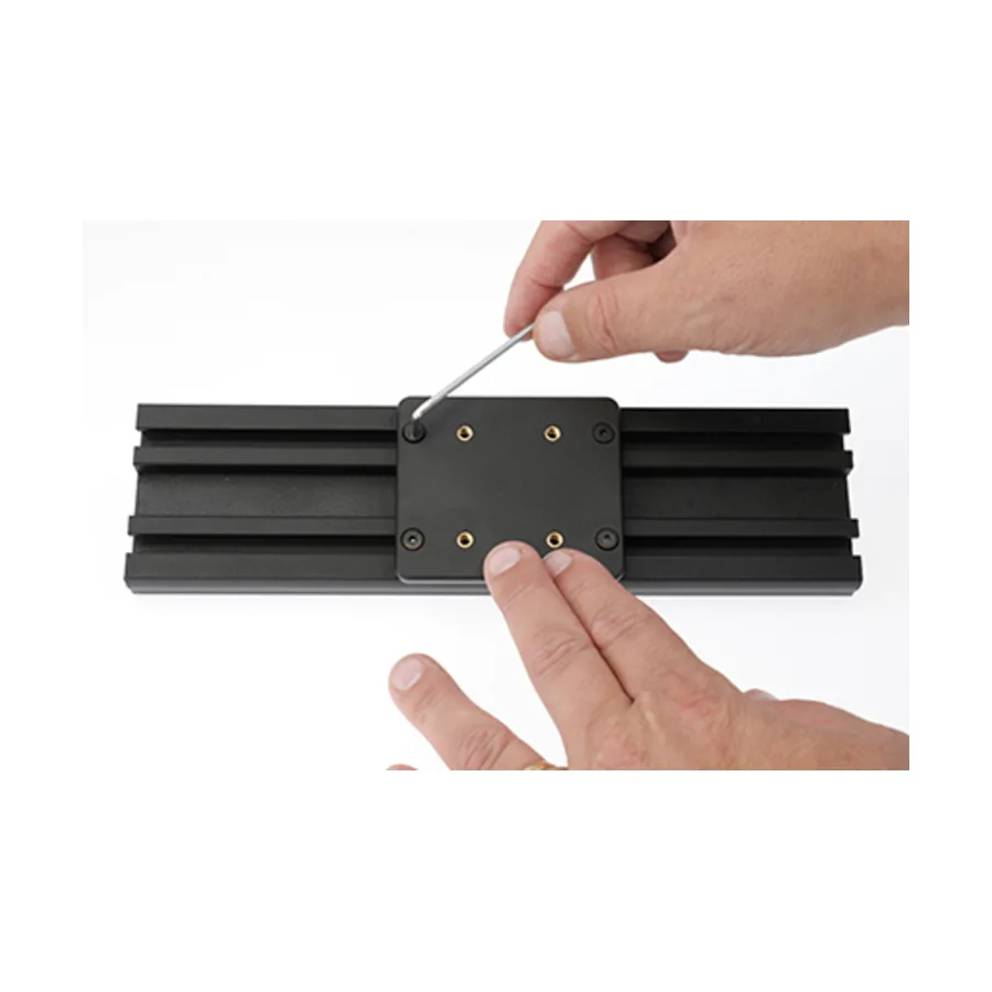 Bild 3 : 216310 : Brodit Grundhalterung / Sockelhalterung für Gabelstapler mit Toyota E-Bar Rail Schiene