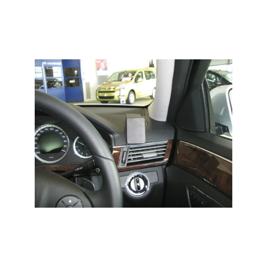 Bild 4 : 604332 : Brodit RHD ProClip für Mercedes E-Klasse (W212 / S212 / V212 / A207 / C207), ab Bj. 2009 bis 2016 (Nur Rechtslenker!)