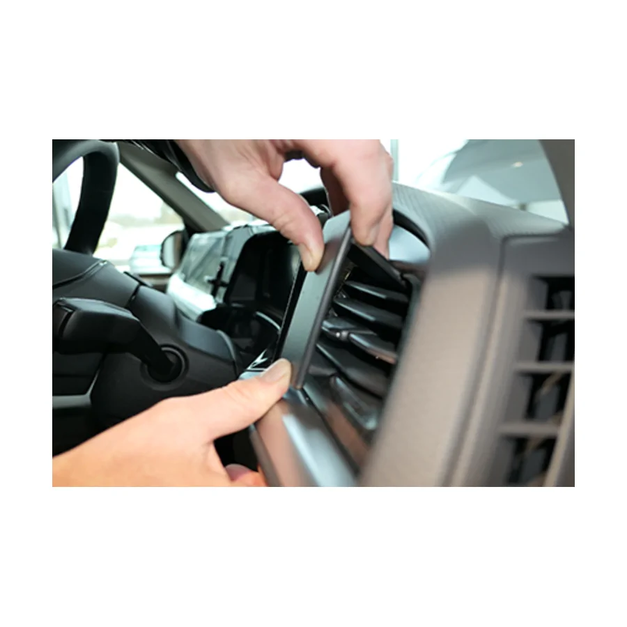 Bild 2 : 605737 : Brodit RHD ProClip für VW T7 Multivan, ab Bj. 10/2021 (Nur Rechtslenker!)