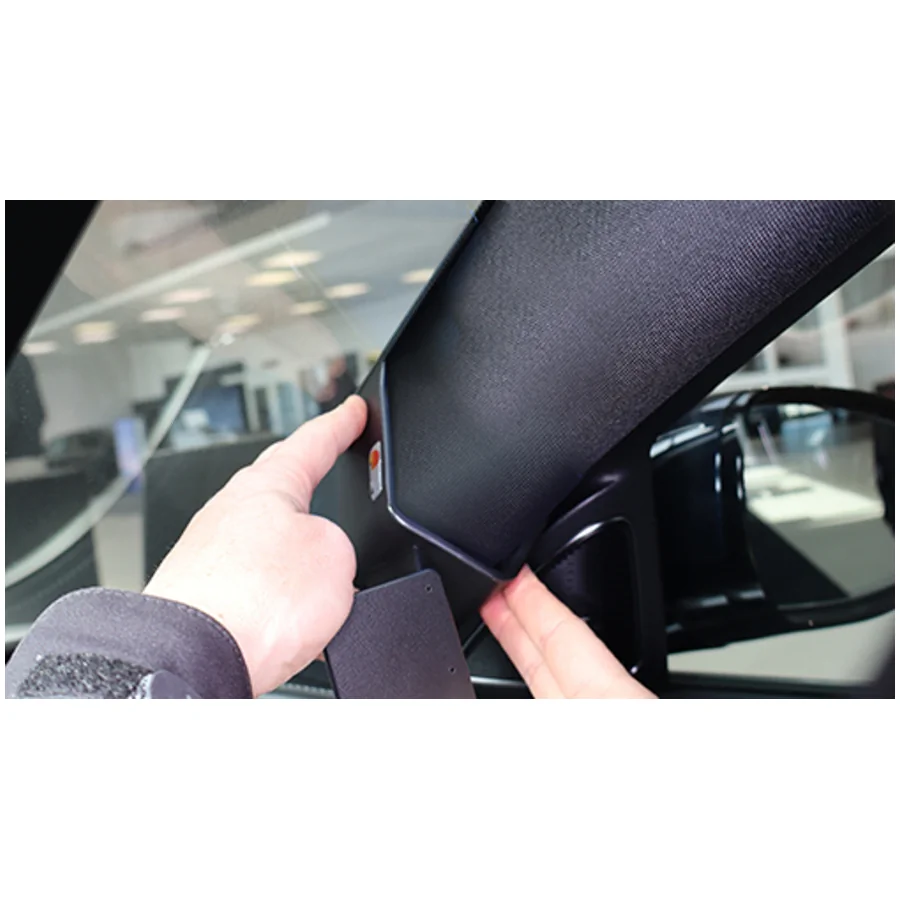 Bild 2 : 606039 : Brodit RHD ProClip für Mercedes E-Klasse (W214 / S214 / X214 / V214), ab Bj. 2024 (Nur für Rechtslenker!)