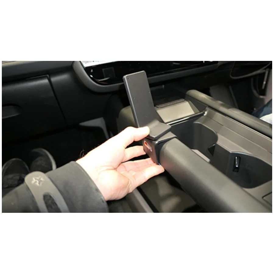 Bild 3 : 635949 : Brodit RHD ProClip für Hyundai Ioniq 6, ab Bj. 2024 (Nur Rechtslenker!)
