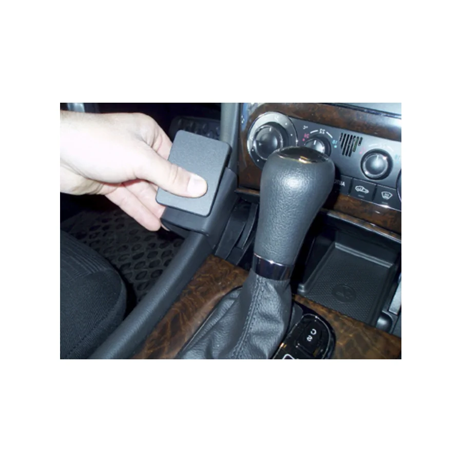 Bild 1 : 653481 : Brodit RHD ProClip für Mercedes C-Klasse, ab Bj. 2004 bis 2010 (Nur Rechtslenker!)