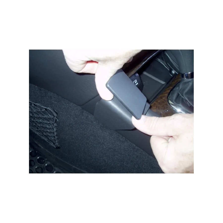 Bild 2 : 653481 : Brodit RHD ProClip für Mercedes C-Klasse, ab Bj. 2004 bis 2010 (Nur Rechtslenker!)