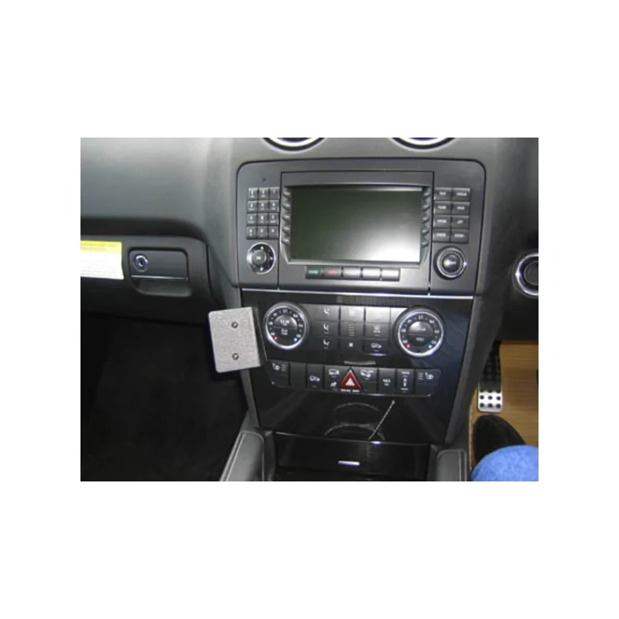 Bild 4 : 653623 : Brodit RHD ProClip für Mercedes ML / M-Klasse (W164) ab Bj. 2005 bis 11/2011 (Nicht bei Holzdekor-Ausstattung / Nur Rechtslenker!)
