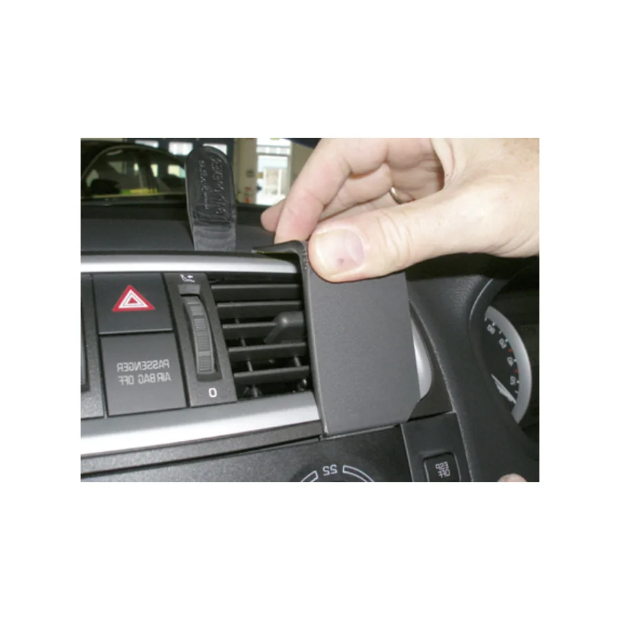 Bild 3 : 653948 : Brodit RHD ProClip für Skoda Fabia II ab Bj. 2008 bis 10/2014 (Nur Rechtslenker!)