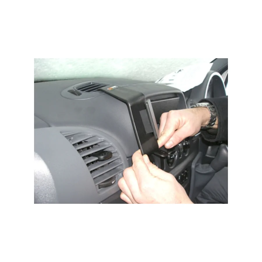 Bild 2 : 653980 : Brodit RHD ProClip für Mercedes Sprinter (W902 / W903 / W904 / W905), ab Bj. 2000 bis 2006 (Nur Rechtslenker!)