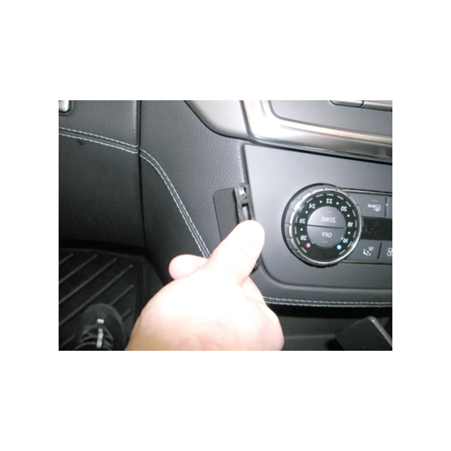 Bild 2 : 654709 : Brodit RHD ProClip für Mercedes GLE-Klasse (W166 / C292), ab Bj. 2016 bis 2019 (Nur Rechtslenker!)