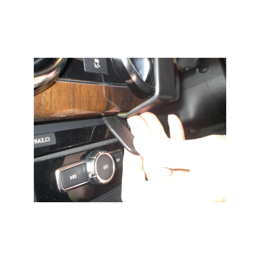 Bild 1 : 654825 : Brodit RHD ProClip für Mercedes GLK (X204), ab Bj. 2013 bis 2015 (Nur Rechtslenker!)