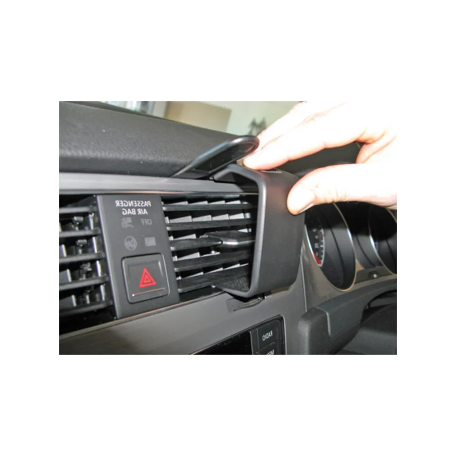 Bild 2 : 654889 : Brodit RHD ProClip für VW Golf Alltrack, ab Bj. 2017 bis 2020 (Nur Rechtslenker!)