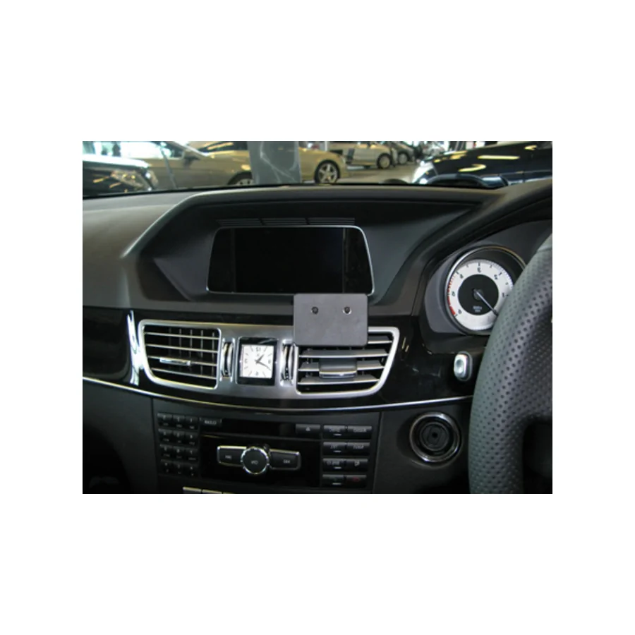 Bild 4 : 654896 : Brodit RHD ProClip für Mercedes E-Klasse (W212 / S212 / V212 / A207 / C207), ab Bj. 2014 bis 2016 (Nur Rechtslenker!)