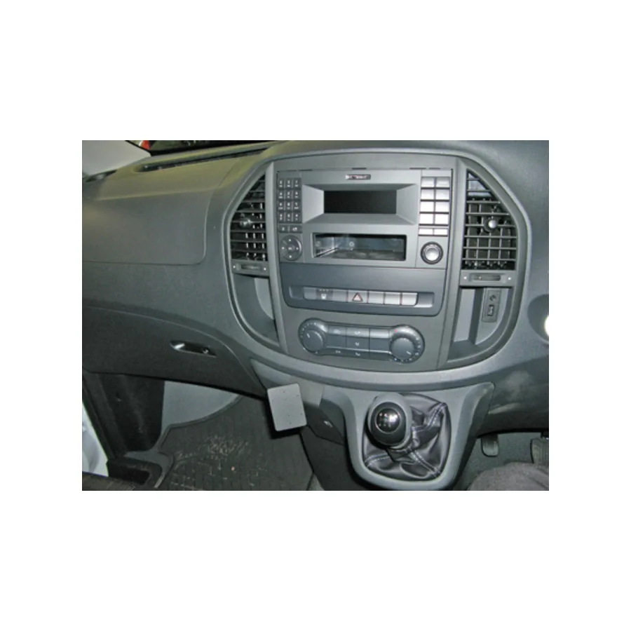 Bild 4 : 655063 : Brodit RHD ProClip für Mercedes Vito (W447), ab Bj. 05/2014 bis 2023 (NICHT für Modelle mit Getränkehalter) (Nur Rechtslenker!)