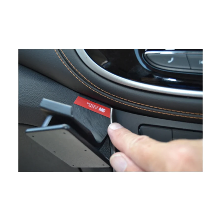 Bild 1 : 655320 : Brodit RHD ProClip für Chevrolet Trax, ab Bj. 2017 bis 2023 (Nur Rechtslenker!)