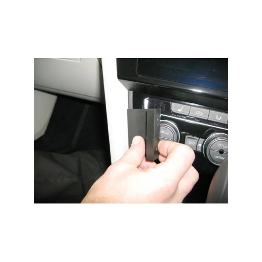 Bild 1 : 655401 : Brodit RHD ProClip für VW Passat Alltrack, ab Bj. 2016 bis 2023 (Nur Rechtslenker!)