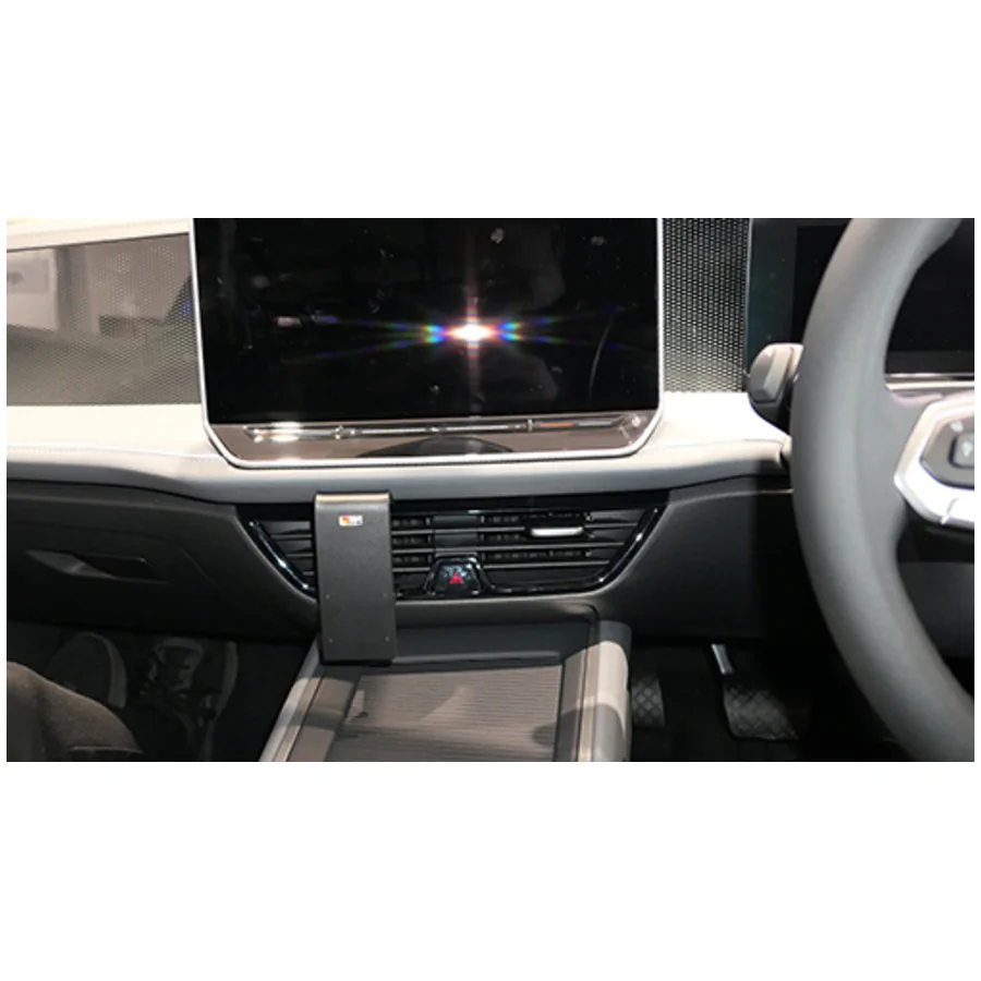 Bild 4 : 656027 : Brodit RHD ProClip für VW Passat (B9) ab 2024 (Nur Rechtslenker!)