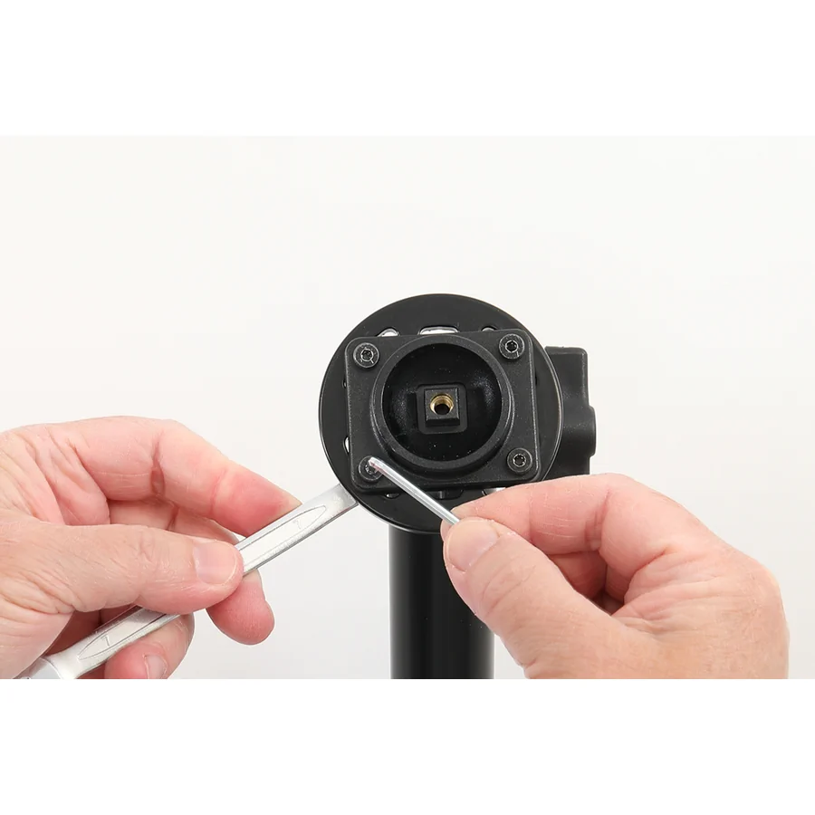Bild 2 : 721446 : Brodit Halter Aktiv USB, 12/24V, für HONEYWELL CK62, für Geräte mit Standard oder erweitertem Akku, mit oder ohne Handschlaufe / Pistolengriff, inkl. USB-Ladegerät