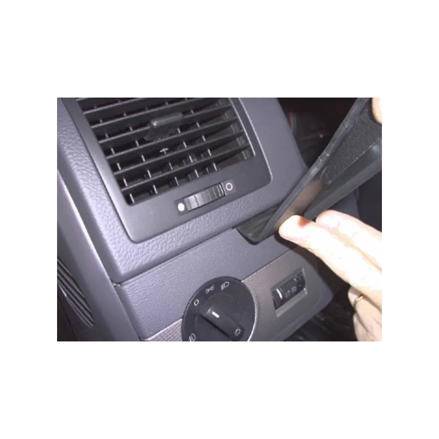 Bild 1 : 803291 : Brodit ProClip für VW T5 Multivan, ab Bj. 2003 bis 2015