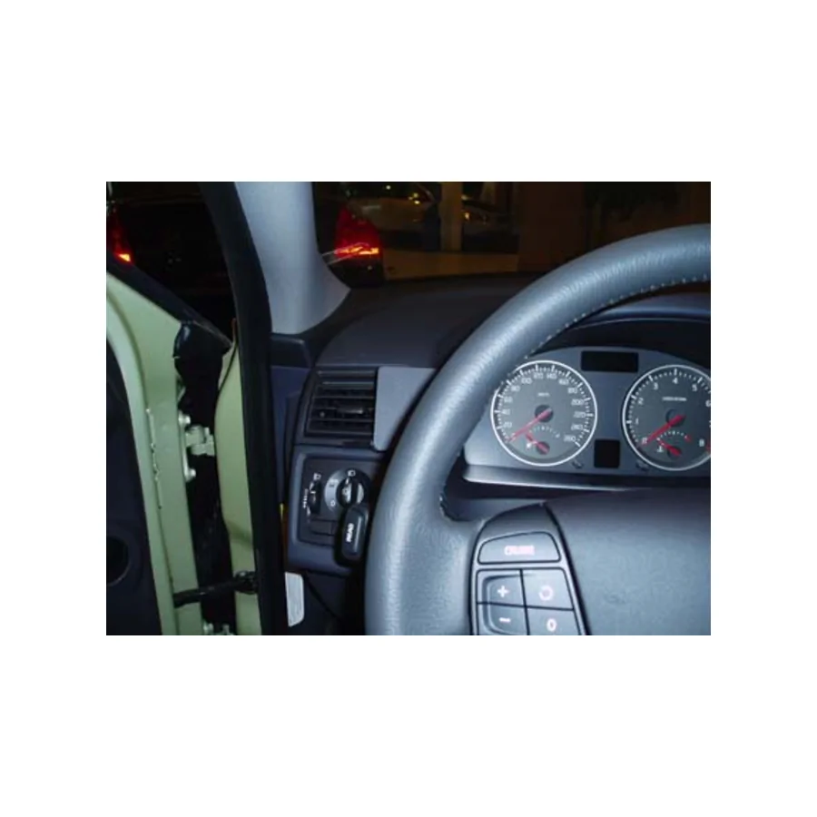 Bild 3 : 803501 : Brodit ProClip für Volvo C70, ab Bj. 2006 bis 2015