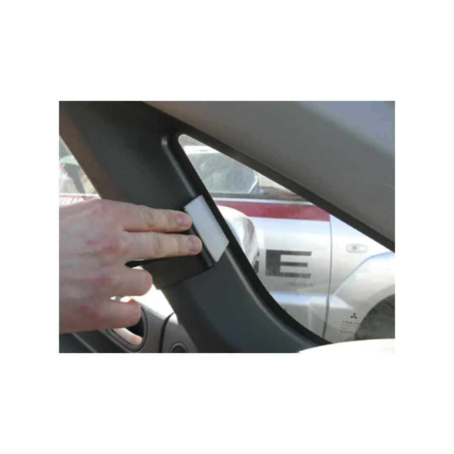 Bild 3 : 804300 : Brodit ProClip für Mitsubishi Colt ab Bj. 2009 bis 2014