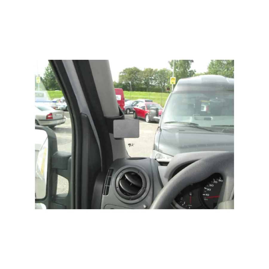 Bild 4 : 804530 : Brodit ProClip für Renault Master, ab Bj. 04/2010 bis 2019