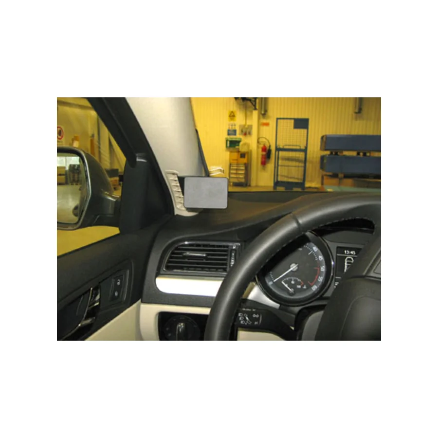 Bild 4 : 804605 : Brodit ProClip für Skoda Superb II (3T), ab Bj. 2009 bis 2015
