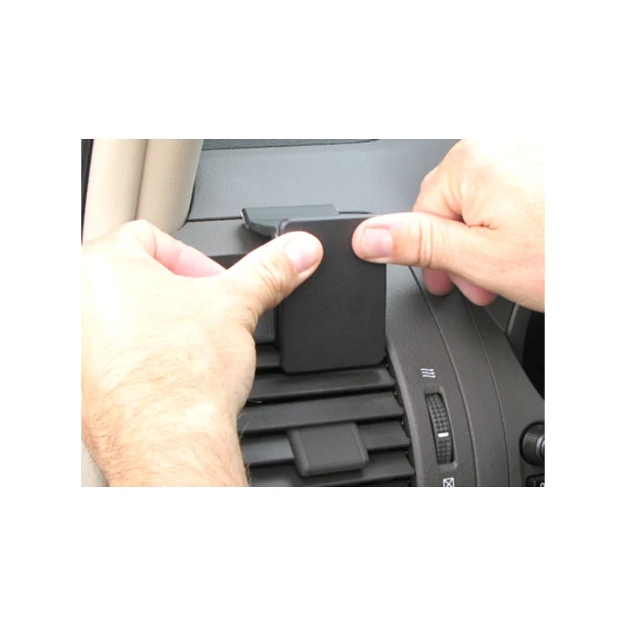 Bild 2 : 804803 : Brodit ProClip für Toyota LandCruiser 150, ab Bj. 2010 bis 2023