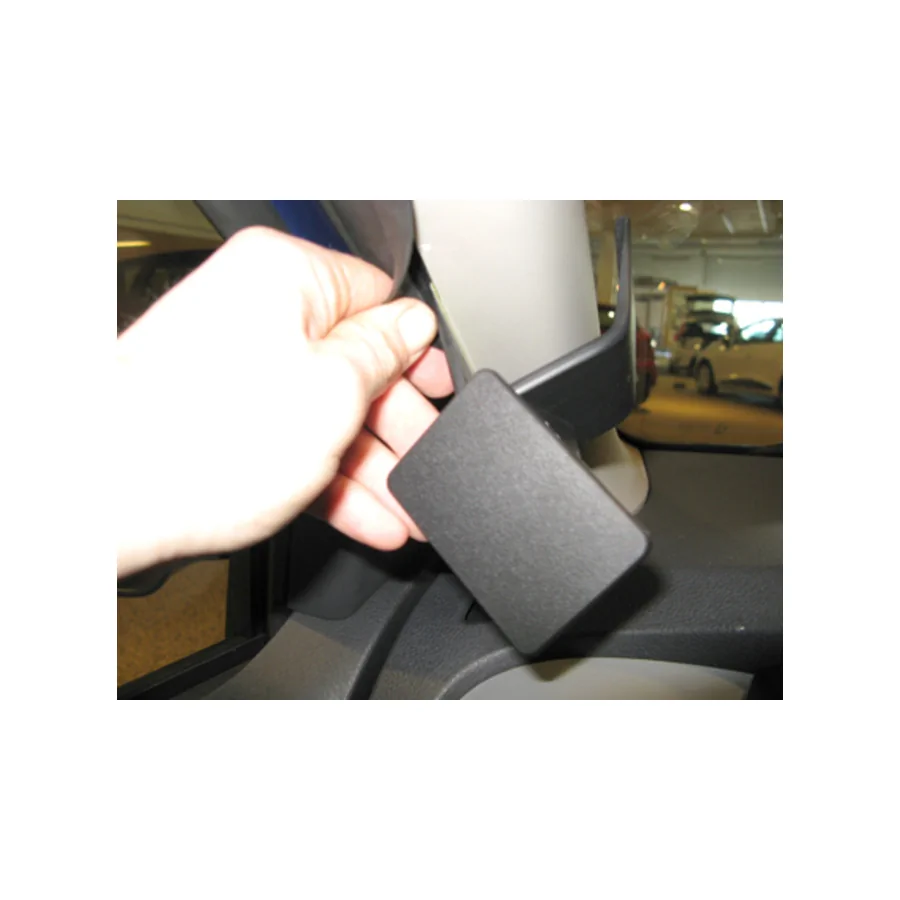 Bild 2 : 804898 : Brodit ProClip für Dacia Sandero, ab Bj. 2013 bis 2021