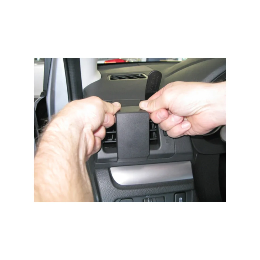Bild 2 : 804905 : Brodit ProClip für Subaru Forester, ab Bj. 2013 bis 2018