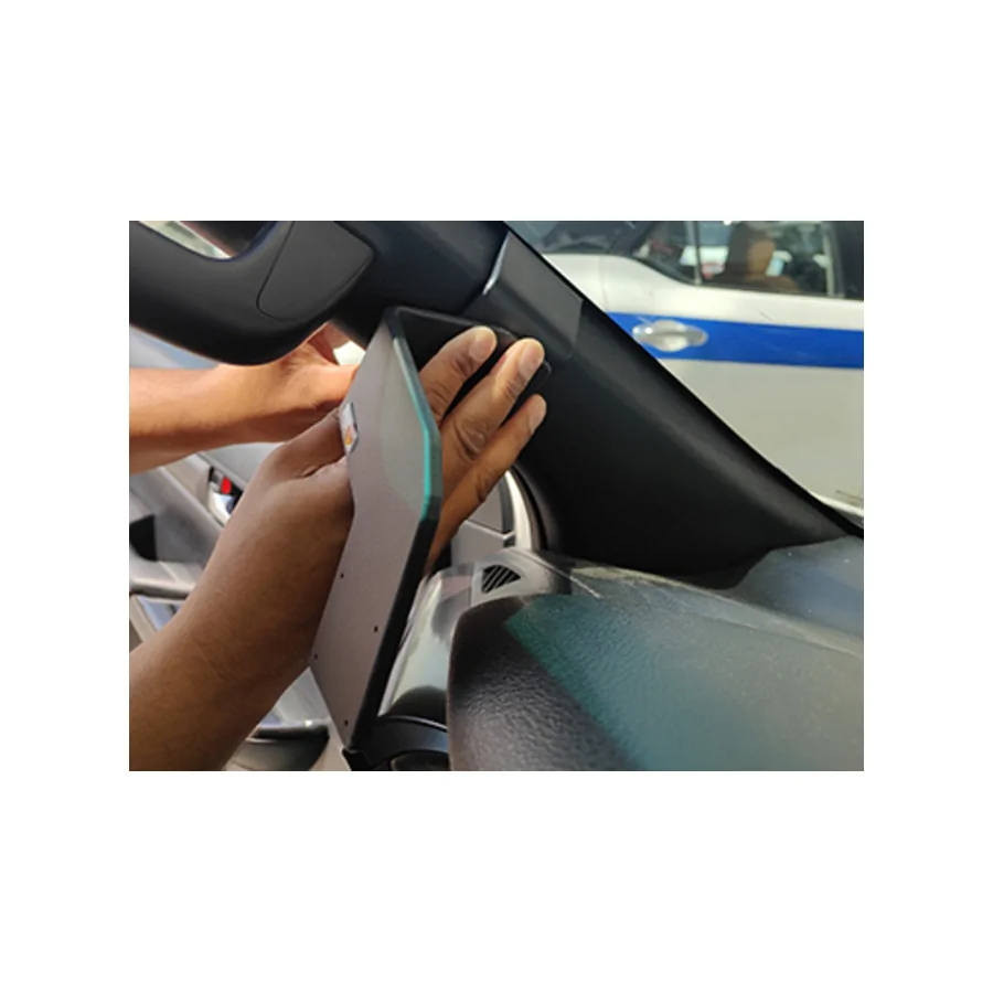 Bild 3 : 805771 : Brodit ProClip für Toyota HiLux, ab Bj. 2016
