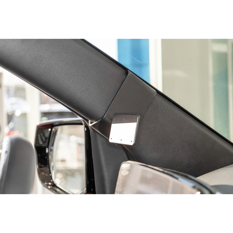 Bild 4 : 806133 : Brodit ProClip für Chevrolet Silverado EV, ab Bj. 2024