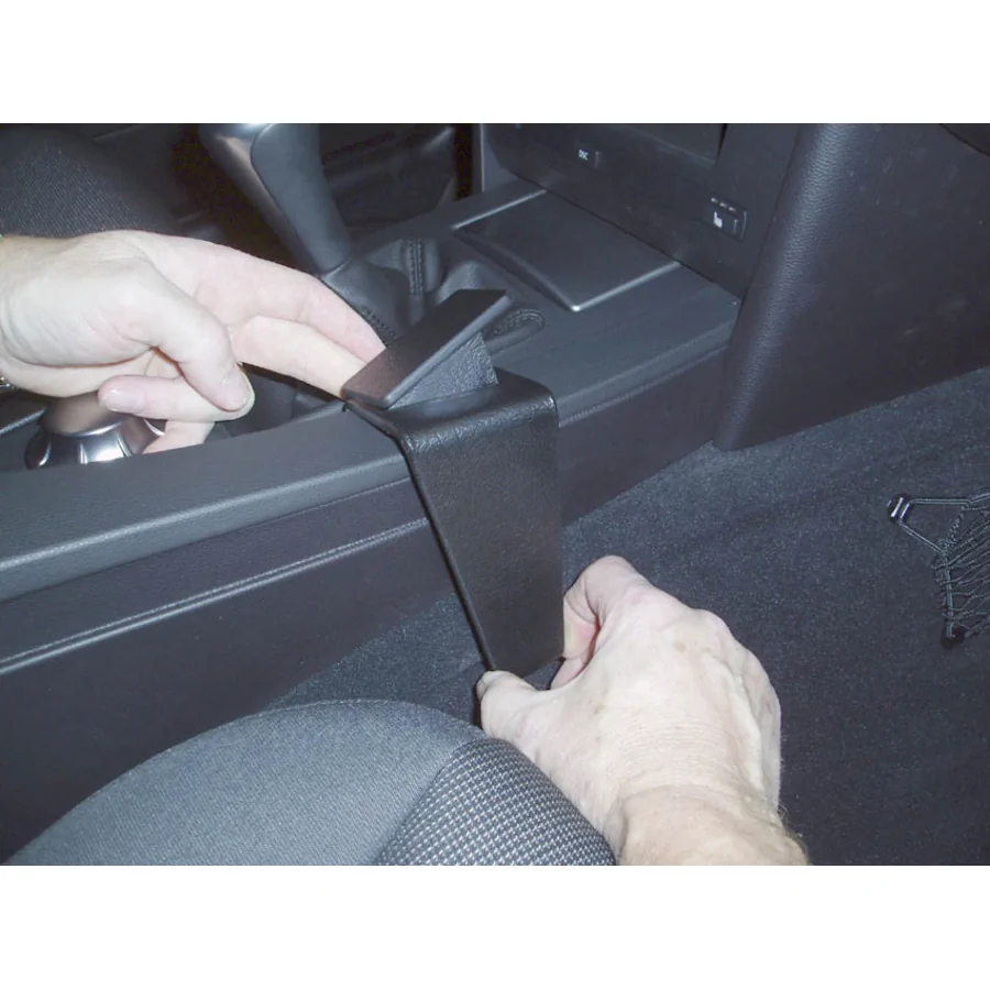 Bild 2 : 833379 : Brodit ProClip für BMW 5er (E60 / E61 / M5), ab Bj. 2004 bis 2010