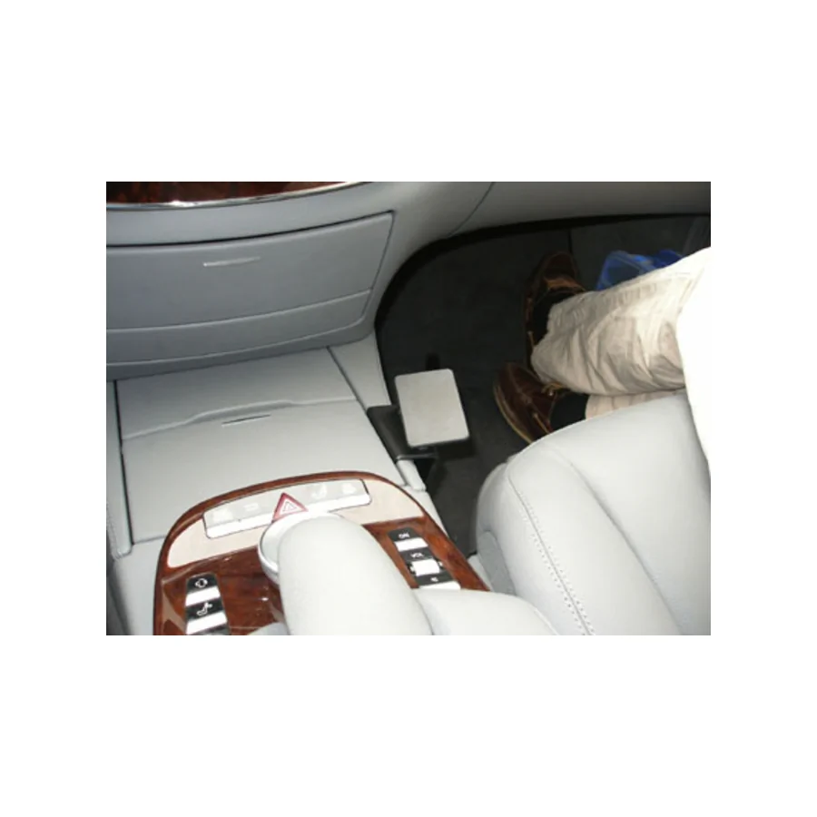 Bild 3 : 833854 : Brodit ProClip für Mercedes S-Klasse (W221), ab Bj. 2006 bis 2009