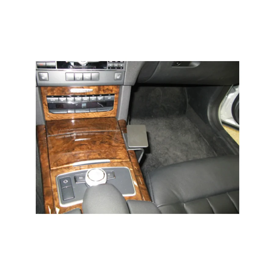 Bild 4 : 834333 : Brodit ProClip für Mercedes E-Klasse (W212 / S212 / V212 / A207 / C207), ab Bj. 2009 bis 2016 - Nur für Fahrzeuge mit LENKRAD-Schaltung!