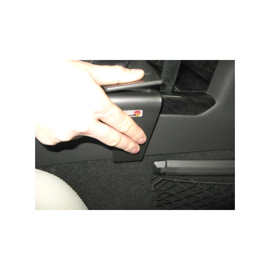 Bild 3 : 834334 : Brodit ProClip für Mercedes E-Klasse (W212 / S212 / V212 / A207 / C207), ab Bj. 2009 bis 2016 - Nur für Fahrzeuge mit normaler Schaltung!
