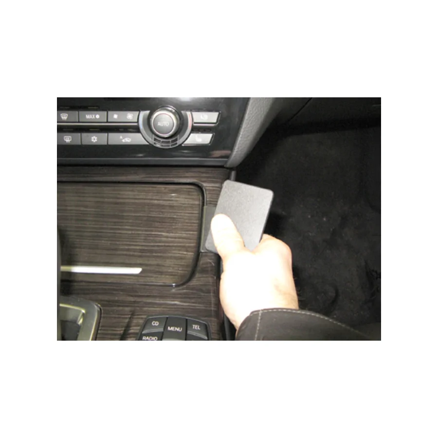 Bild 3 : 834458 : Brodit ProClip für BMW 5er (F10 / F11), ab Bj. 2010 bis 2017 (NUR bei Automatik!)