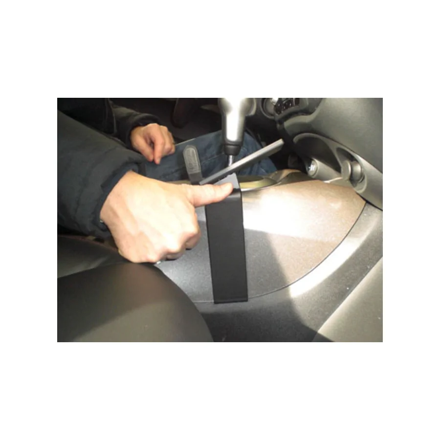 Bild 3 : 834751 : Brodit ProClip für Nissan Juke, ab Bj. 2011 bis 2019 (Nur für Modelle mit Automatik)
