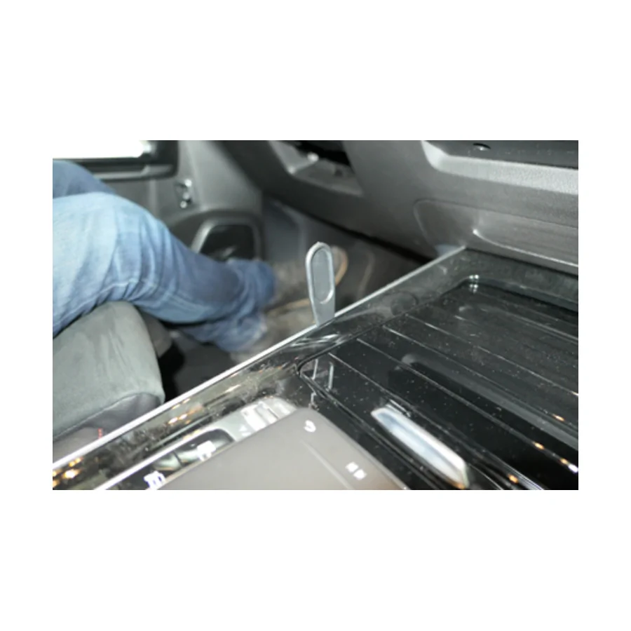 Bild 1 : 835607 : Brodit ProClip für Mercedes EQB, ab Bj. 2022