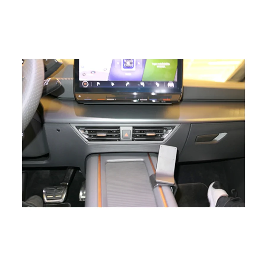 Bild 4 : 835734 : Brodit ProClip für Seat Born, ab Bj. 10/2021 bis 2024
